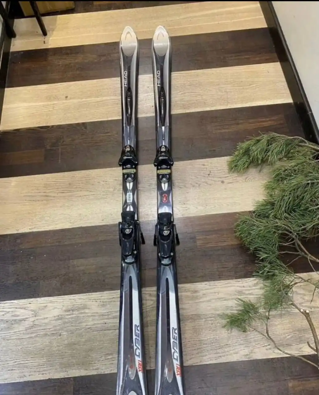 Комплект горных лыж Head 190 с ботинками Tecnica