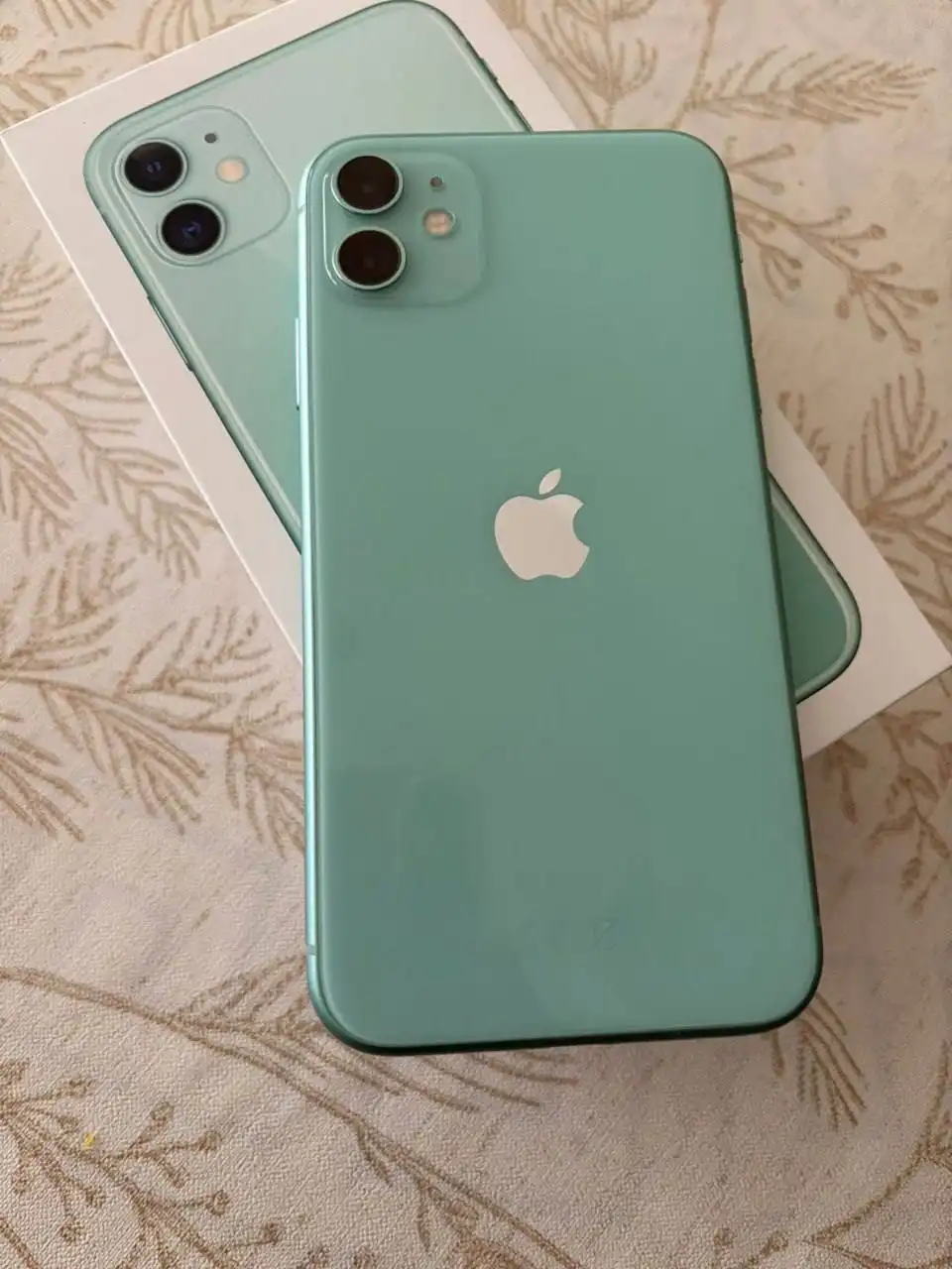 Продам iPhone 11 256 ГБ в хорошем состоянии