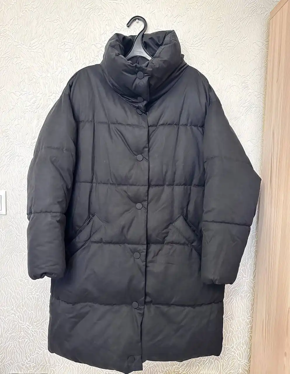Женское зимнее пальто-пуховик размер 42