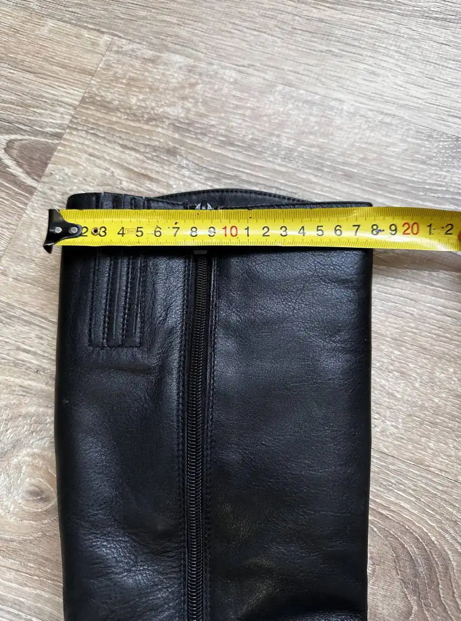 Женские зимние сапоги 38 размера