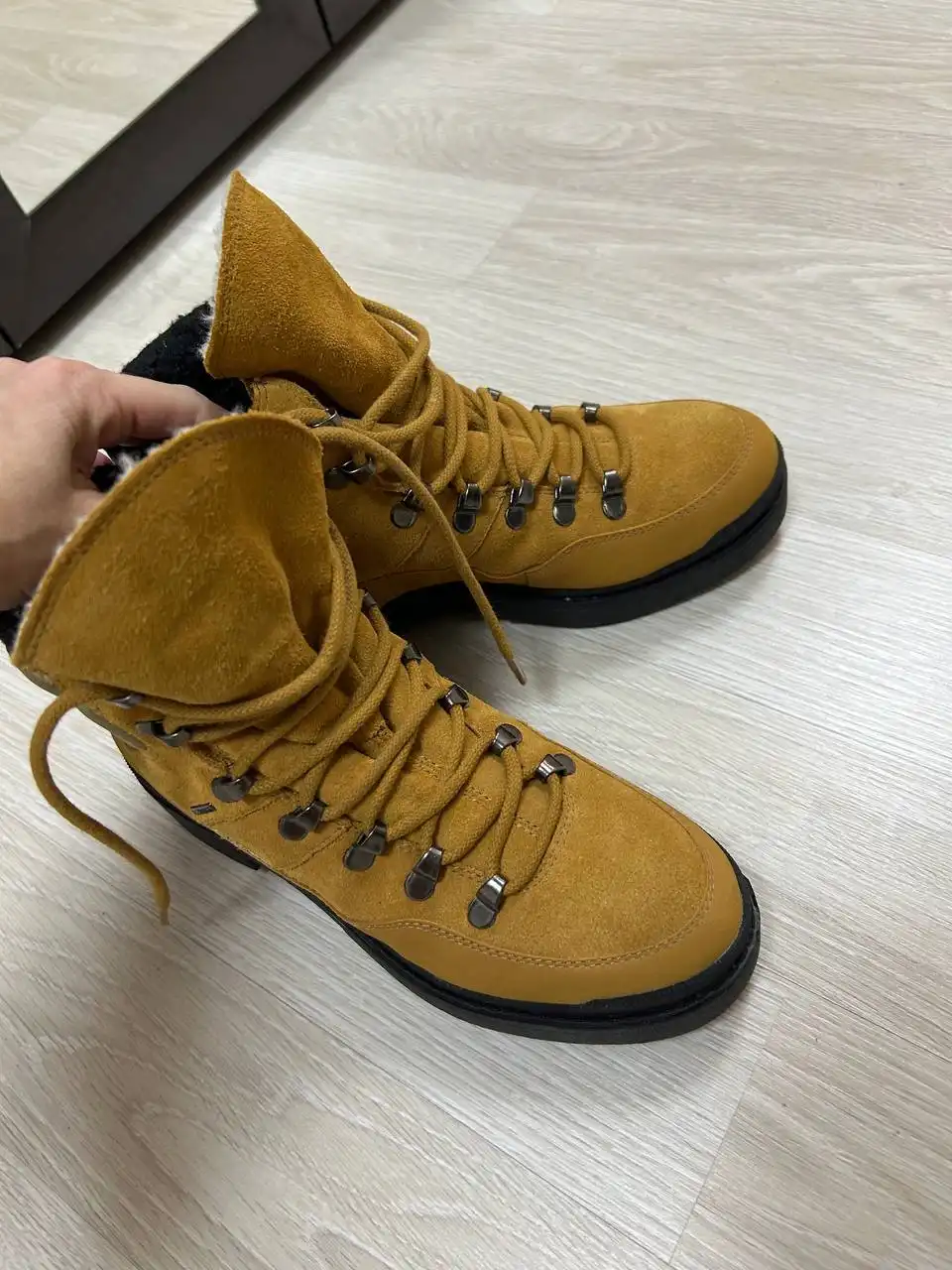 Натуральная замша Geox размер 37