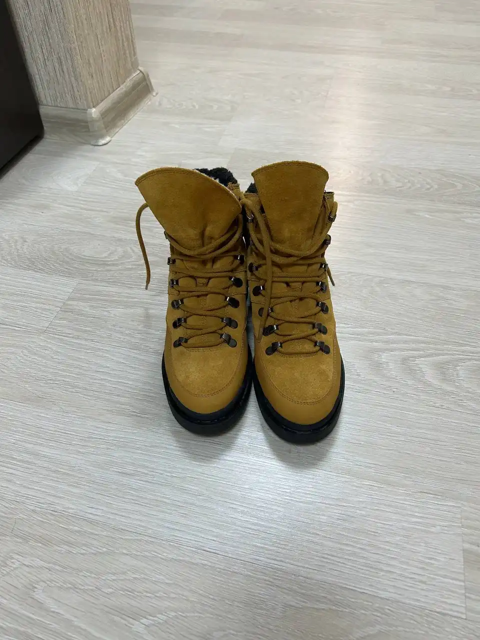 Натуральная замша Geox размер 37