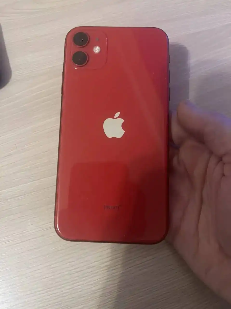 Продам iPhone 11 128 ГБ с заменой аккумулятора
