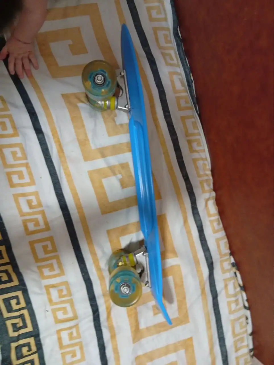 Детский скейт с подсветкой колес