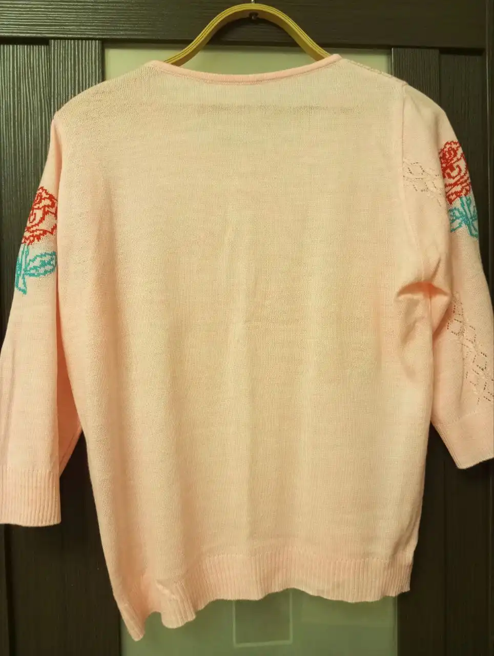 Джемпер розового цвета размер 48-50