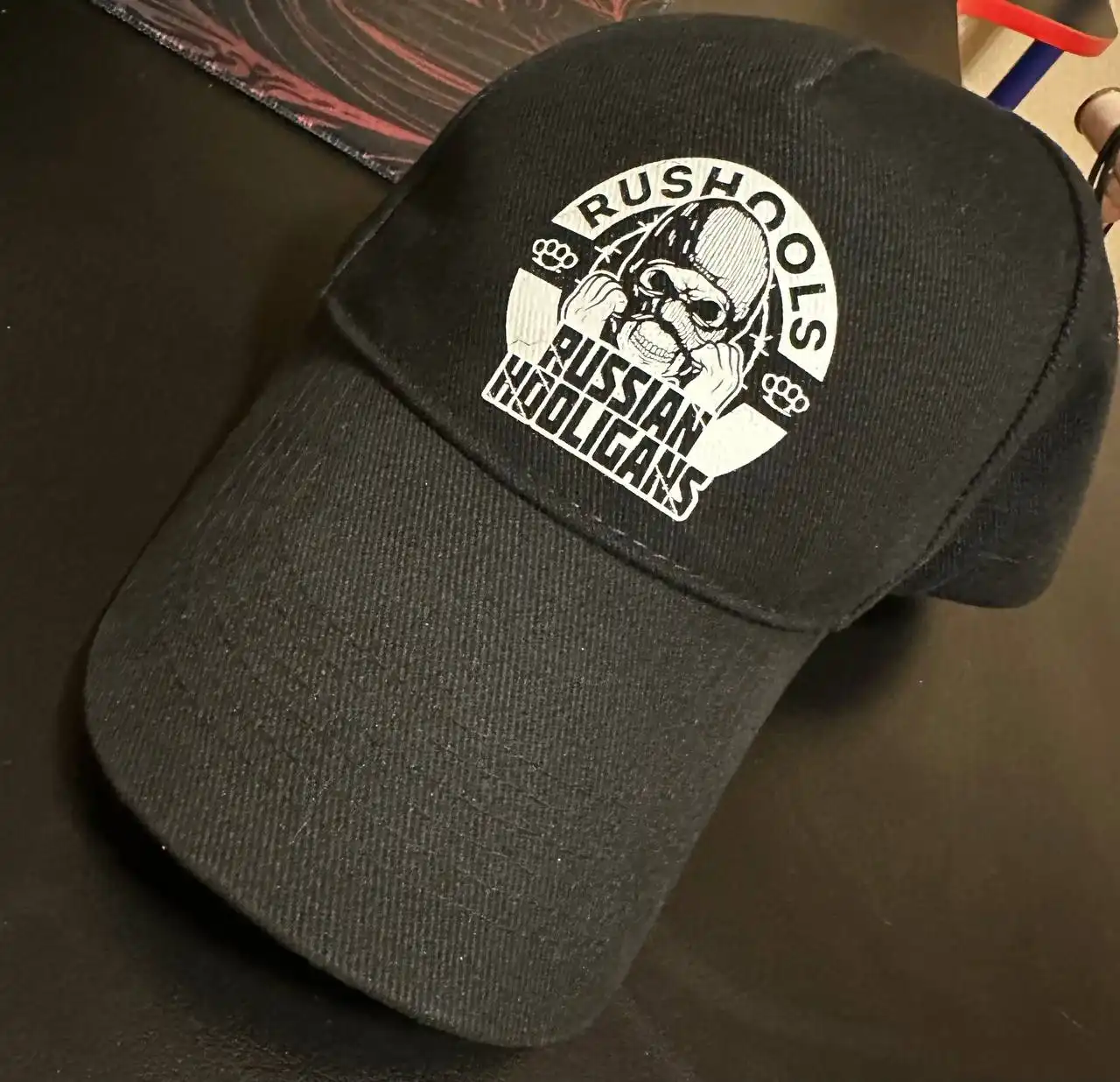 Ветровка и бейсболки разных брендов - Одежда и аксессуары (Барахолка) в Люберцы