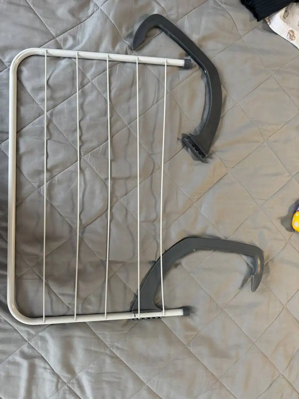 Вешалка на батарею - Барахолка в Некрасовка