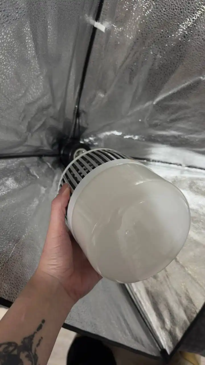 Лампа для предметной съемки 80Вт с софтбоксом и штативом - Фото-видео техника (Электроника) в Люберцы