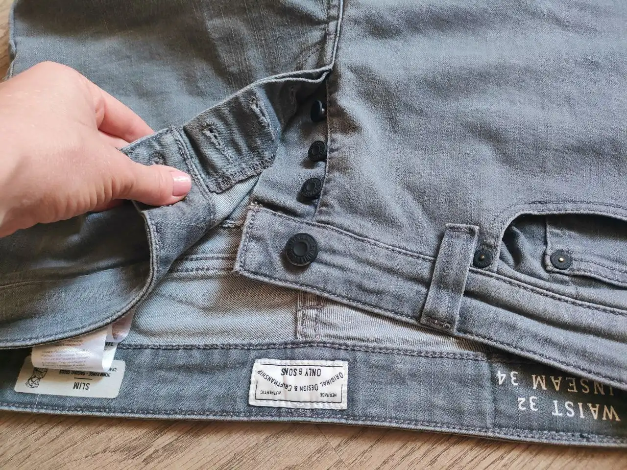 Женские серые джинсы ONLY размер 32/34 - Джинсы (Одежда) в Люберцы