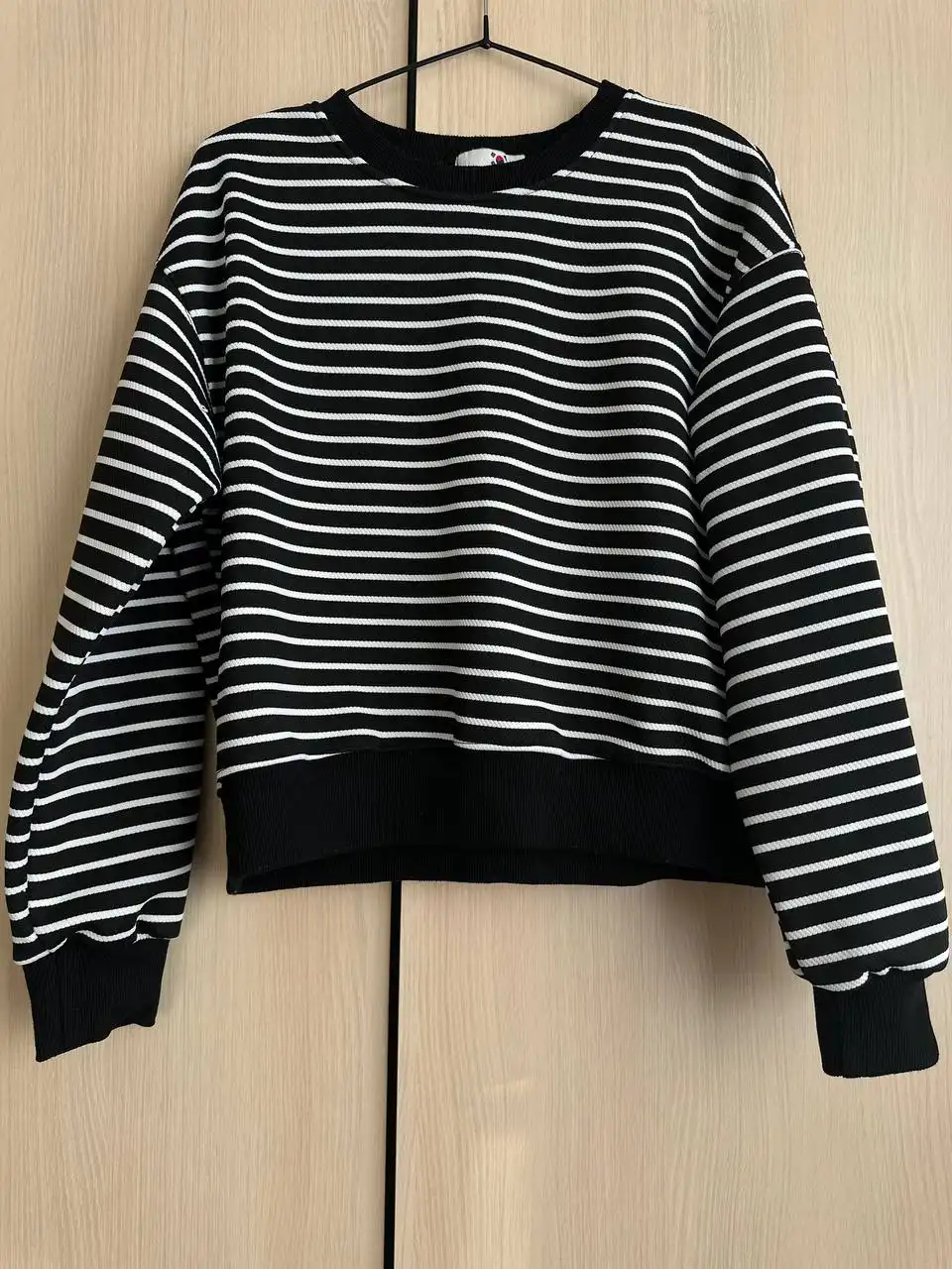 Продажа одежды из гардероба - Верхняя одежда и платья (Одежда) в Люберцы