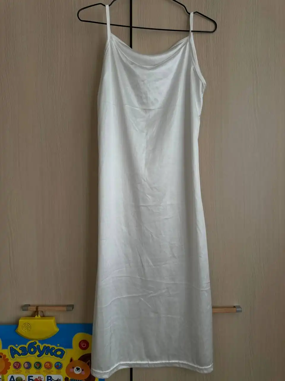 Продажа одежды из гардероба - Верхняя одежда и платья (Одежда) в Люберцы