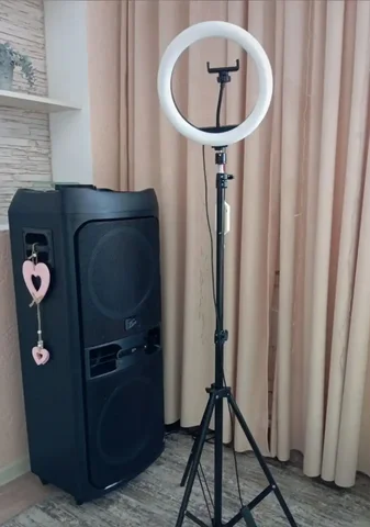 Продажа штатива с кольцевой лампой RGB - частное объявление в Некрасовка