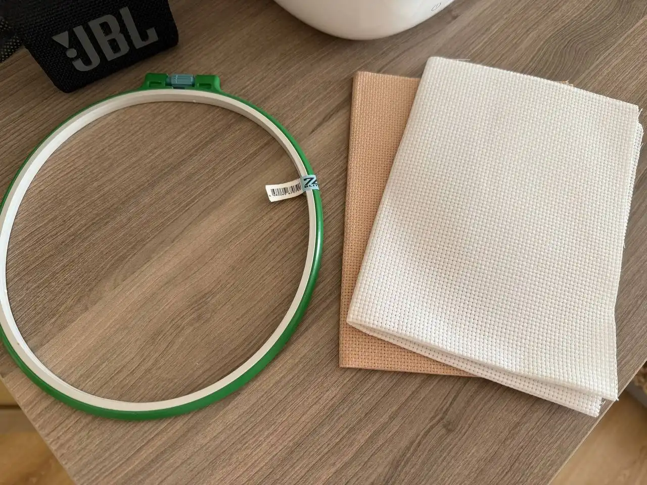 Пяльцы и канва для вышивания (2шт) новое - Вышивание (Хобби и отдых) в Люберцы