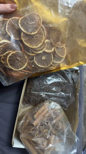 Сушенные апельсины, бадьян и стручки корицы - Спорт и фитнес в Люберцы