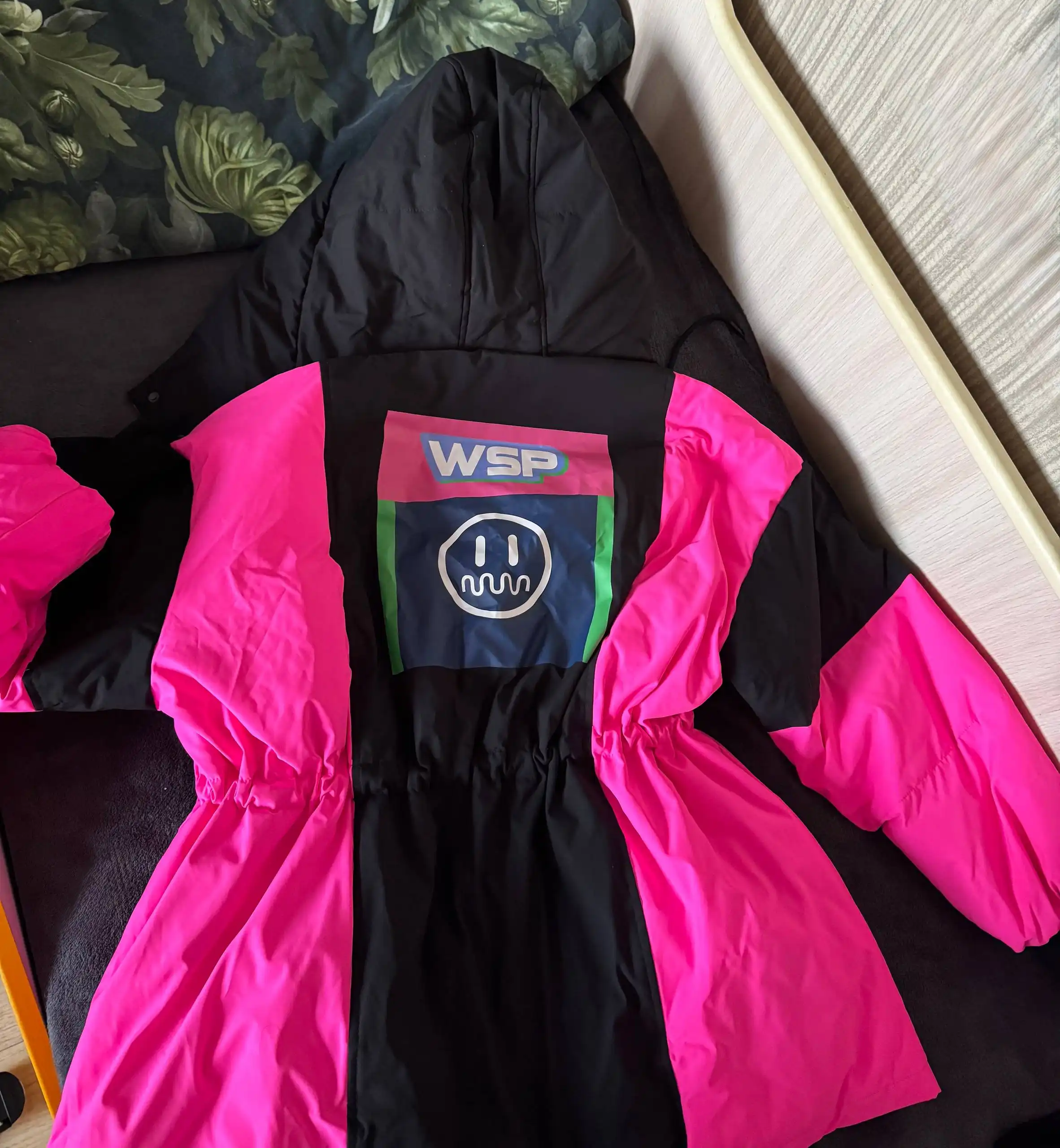 Куртка зимняя новая - Верхняя одежда (Одежда) в Люберцы