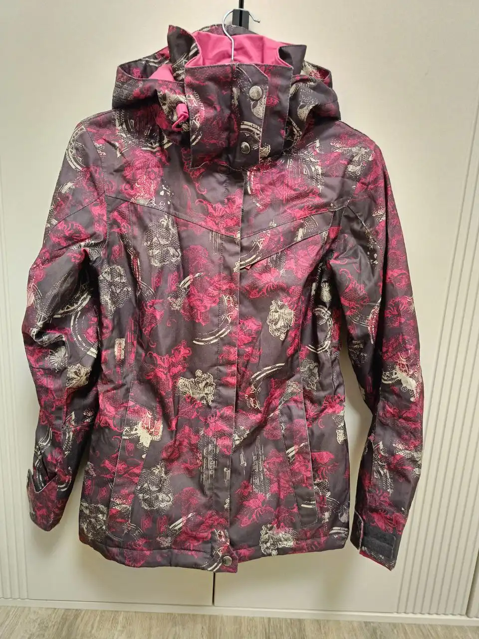 Горнолыжный костюм 40-42 размера - Спортивная одежда (Одежда) в Люберцы