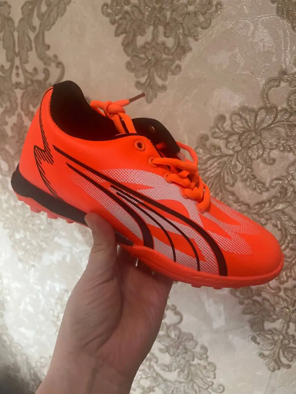 Новые футбольные бутсы 35 размера - Барахолка в Некрасовка