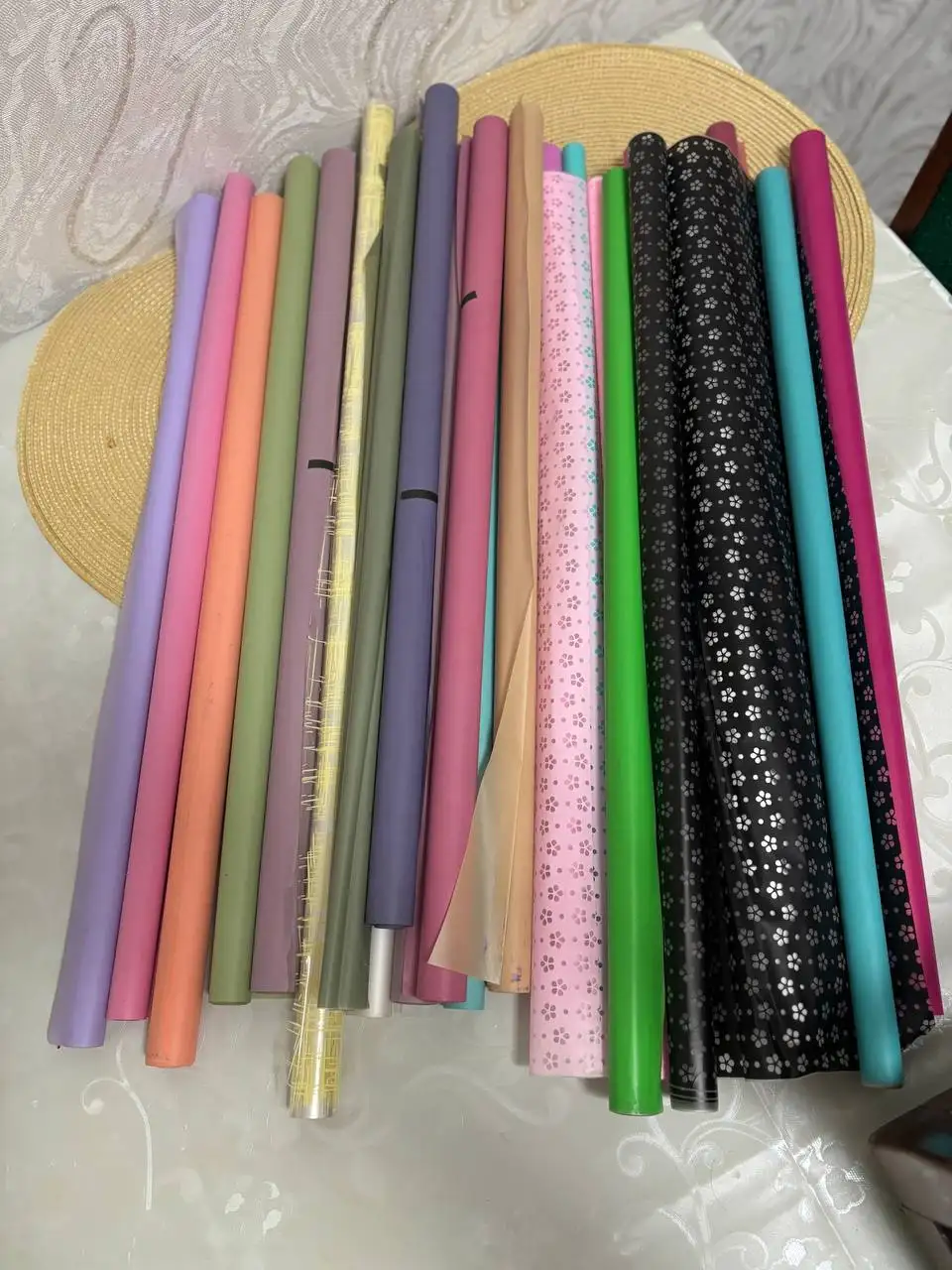 Матовые пленки для упаковки подарков - Барахолка в Люберцы