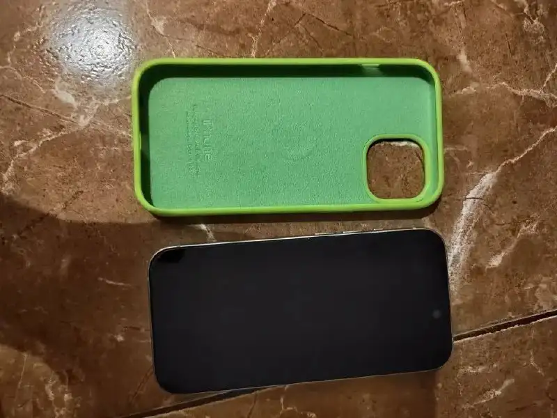 Продажа iPhone 15 128GB с АКБ 96% - Смартфоны (Электроника) в Некрасовка