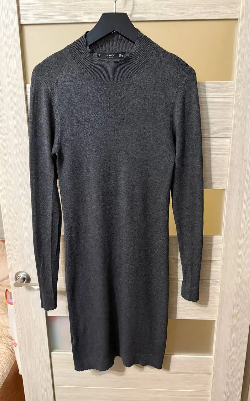 Платье в отличном состоянии за сникерс - Женская одежда (Одежда) в Люберцы