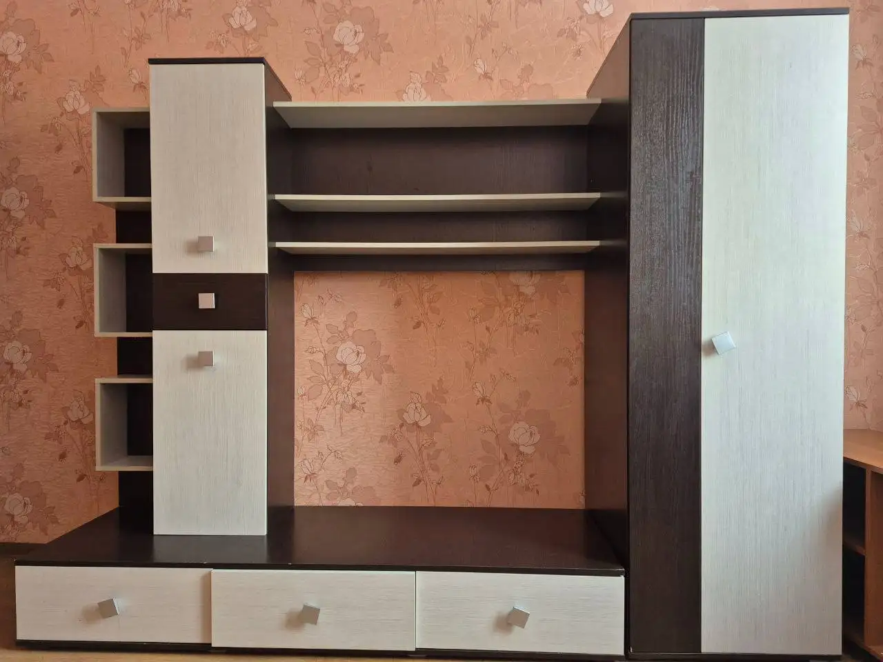 Продажа стенки в мкр Павлино - Барахолка в Люберцы