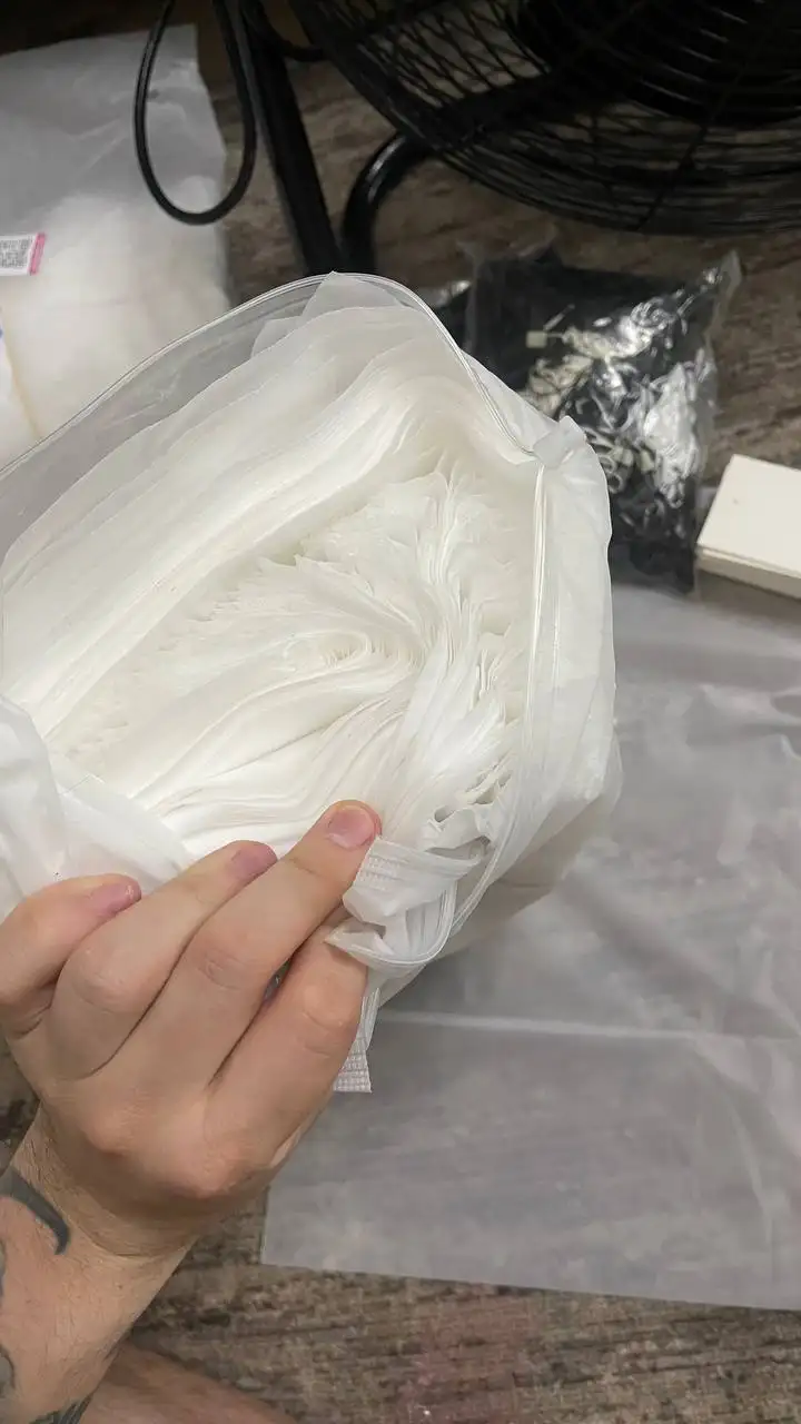 Продажа матовых зип пакетов и биркодержателей - Барахолка в Люберцы