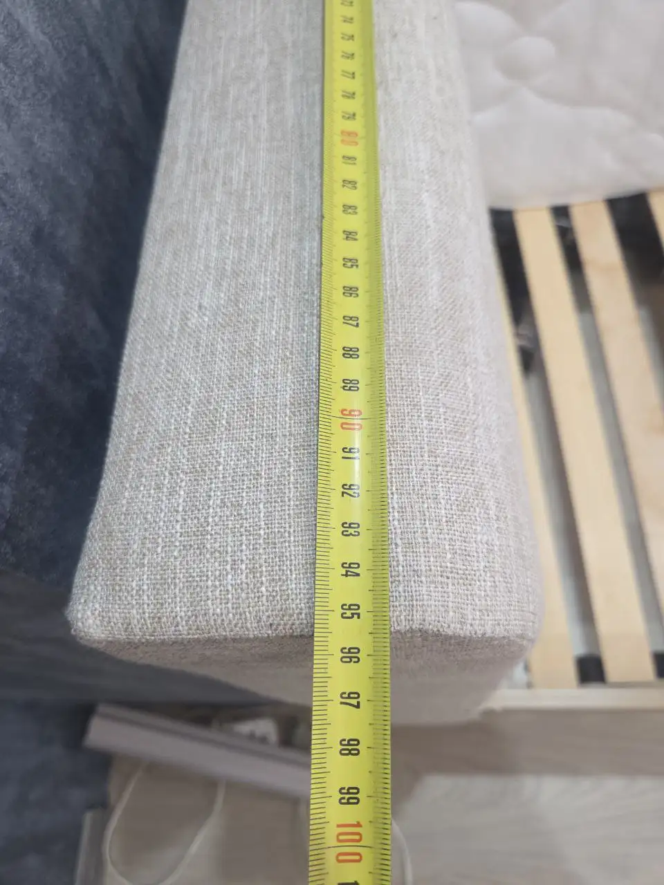 Кровать б/у с матрасом 90x200 - Мебель (Барахолка) в Люберцы