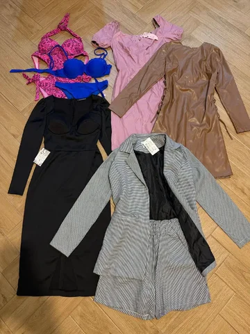 Продажа новой одежды размер 42/44 - Брюки в Москва