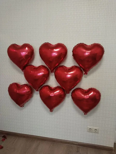 10 сердечек и шторки сердечки для украшения дня рождения - Детские книги в Люберцы