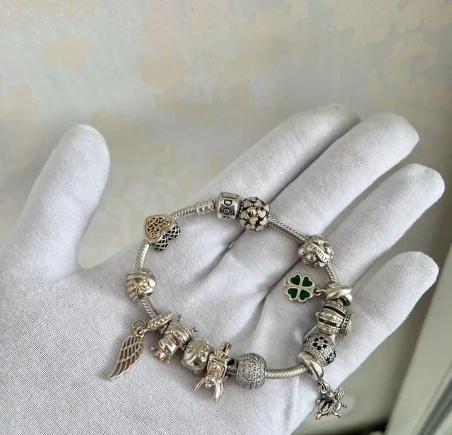 Браслет Pandora с шармами серебро 925 пробы - Детские книги в Люберцы
