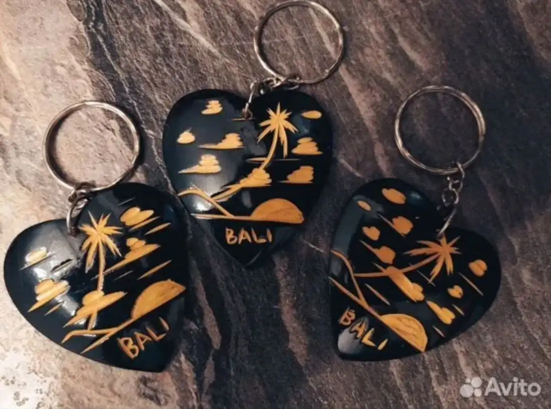 Продажа новых сувениров и аксессуаров - Барахолка в Люберцы