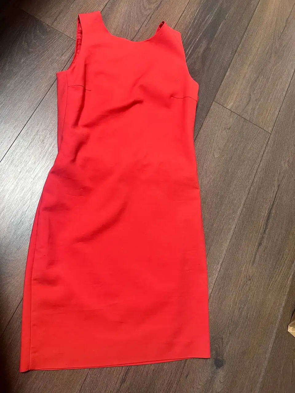 Красное платье с открытой спиной от Zara размер S - Платья (Одежда) в Люберцы