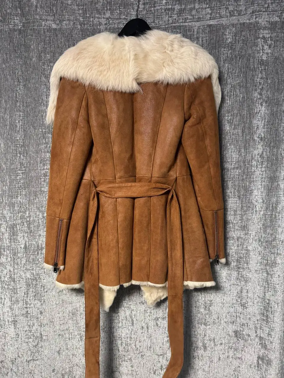 Дубленка в идеальном состоянии - Верхняя одежда (Одежда) в Люберцы