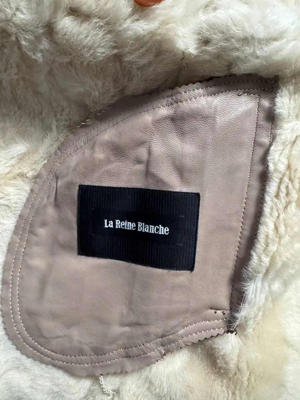 Дубленка в идеальном состоянии - Верхняя одежда (Одежда) в Люберцы