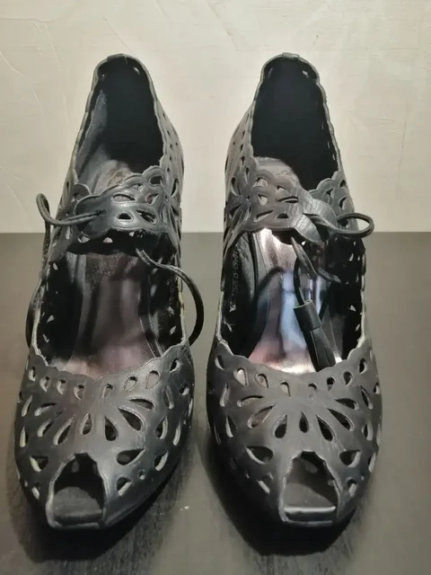 Туфли черные новые кожа 36р - Боди в Люберцы