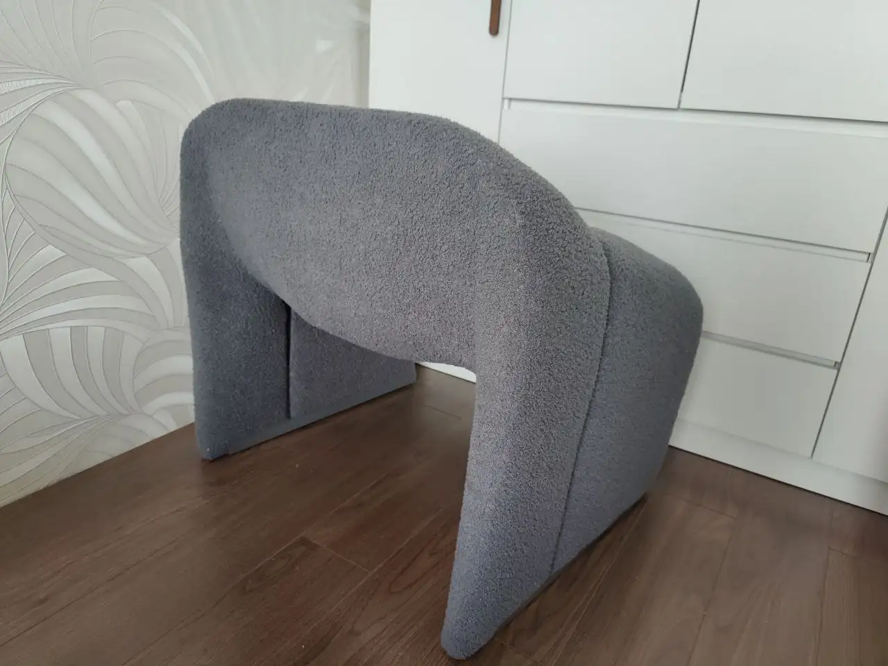 Продам дизайнерское кресло с серыми съёмными чехлами - Мебель (Для дома и дачи) в Люберцы