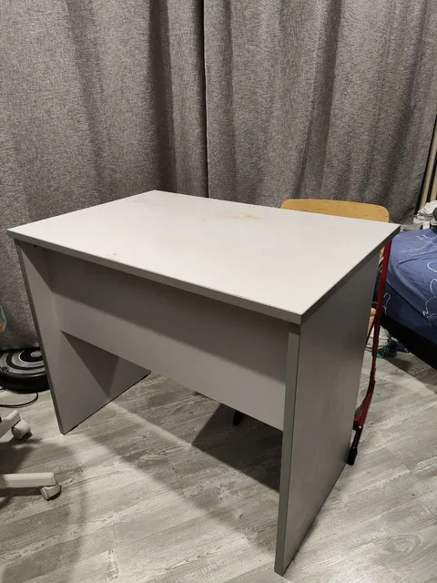 Письменный стол без ящиков - Светильники в Люберцы