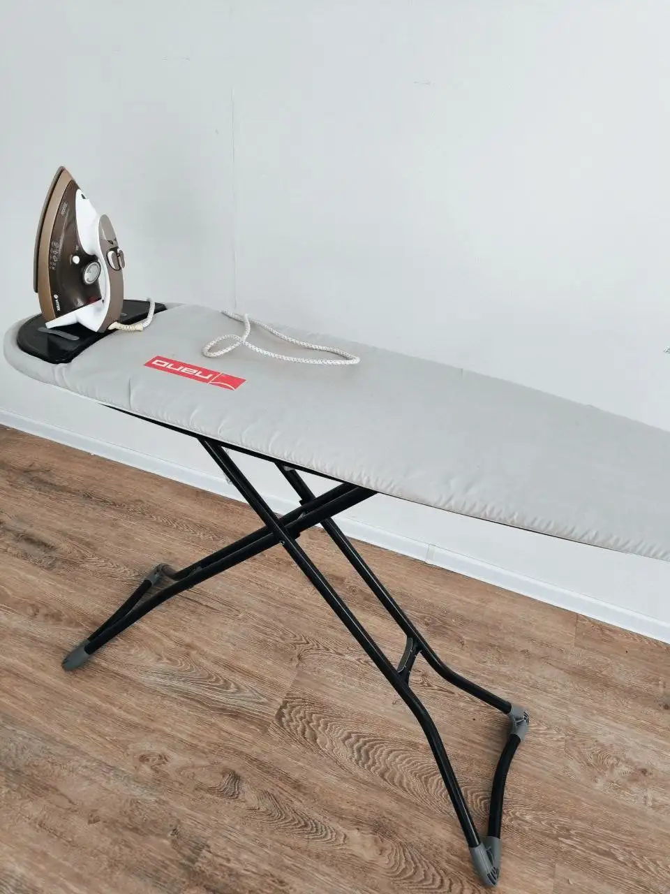 Продам гладильную доску Sikret Zalger и паровой утюг Vitek 1244 - Барахолка в Люберцы