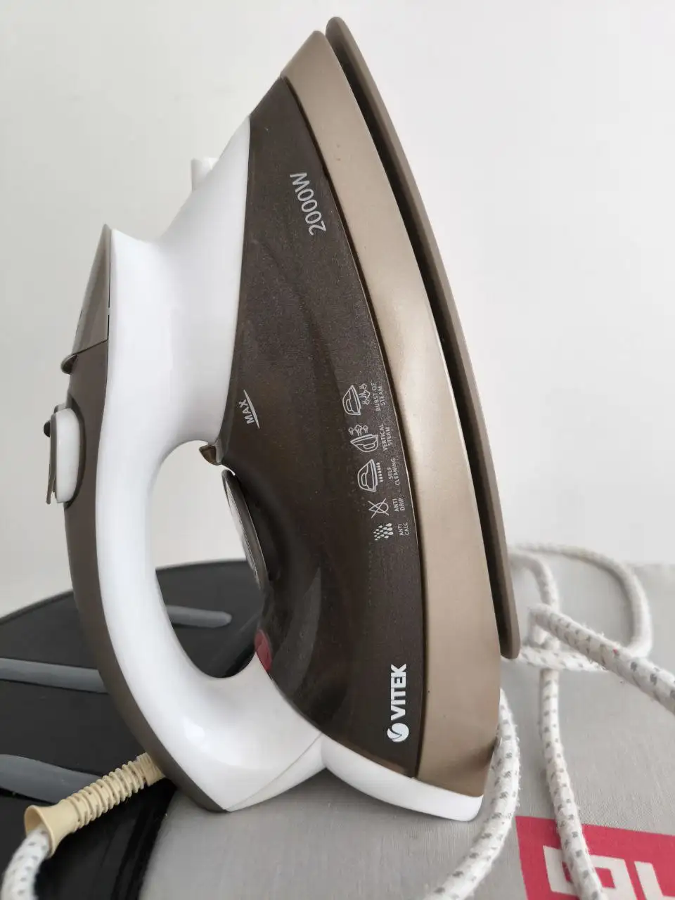 Продам гладильную доску Sikret Zalger и паровой утюг Vitek 1244 - Барахолка в Люберцы