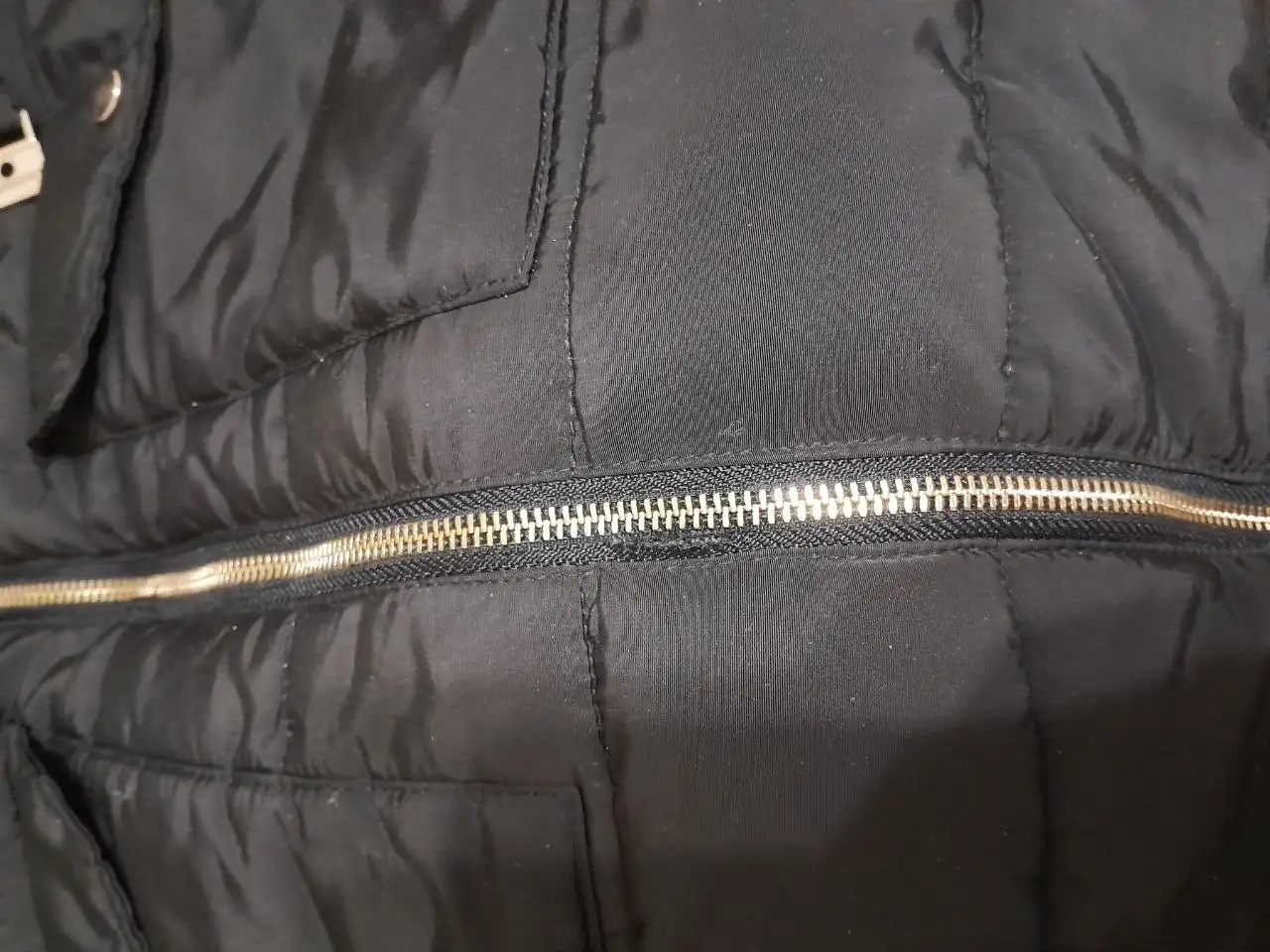 Продается зимняя куртка KIABI 42 размер - Верхняя одежда (Одежда) в Люберцы