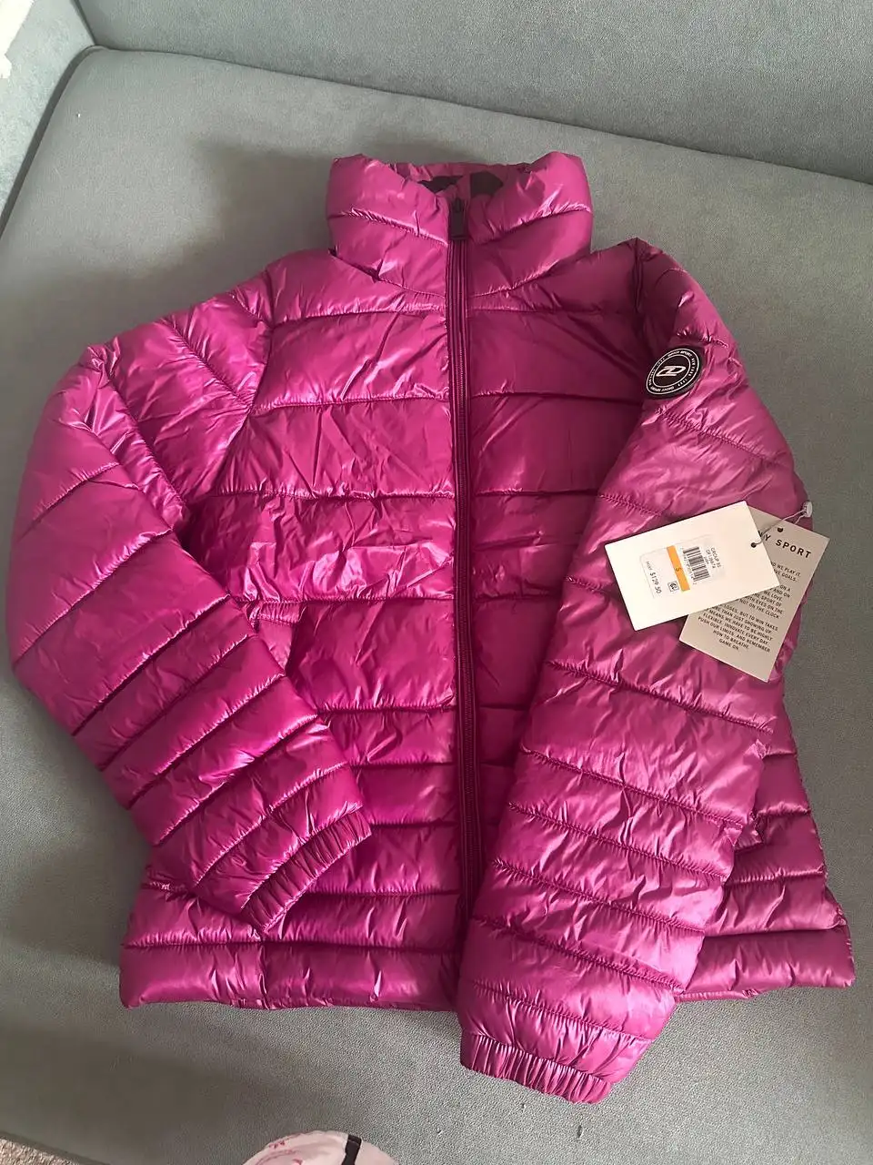 Куртка DKNY размер 42-44 - Верхняя одежда (Одежда) в Люберцы