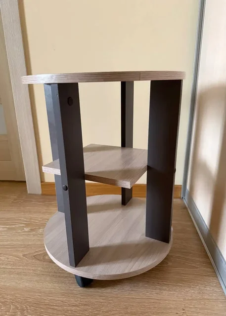 Журнальный столик на колесиках в идеальном состоянии - Текстиль в Люберцы