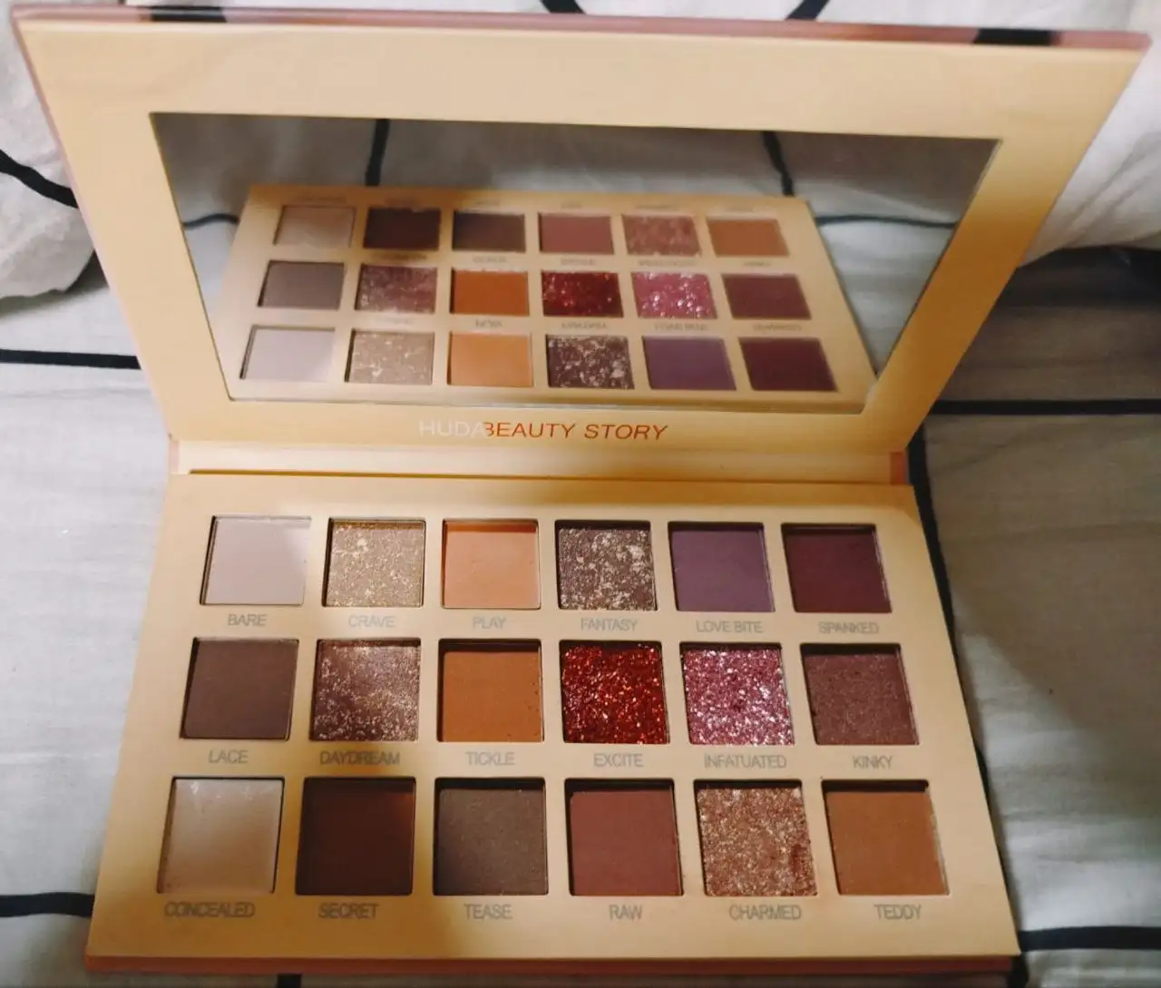 Палетка теней новая - Косметика (Барахолка) в Люберцы