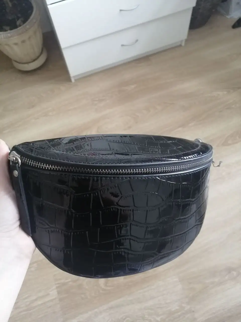 Лаковая сумка Stradivarius - Сумки (Одежда) в Люберцы