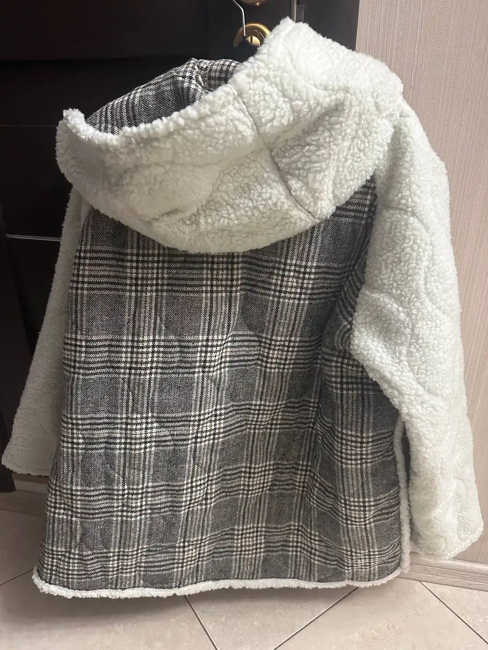 Продажа дизайнерской куртки-шубки оверсайз - Верхняя одежда (Одежда) в Люберцы