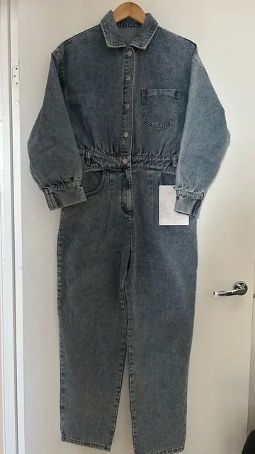 Джинсовый комбинезон женский размер 46 новый - Верхняя одежда в Люберцы