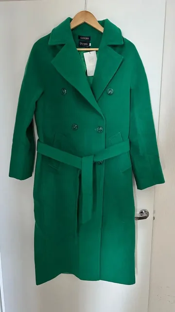 Пальто новое размер 42 - Верхняя одежда в Люберцы