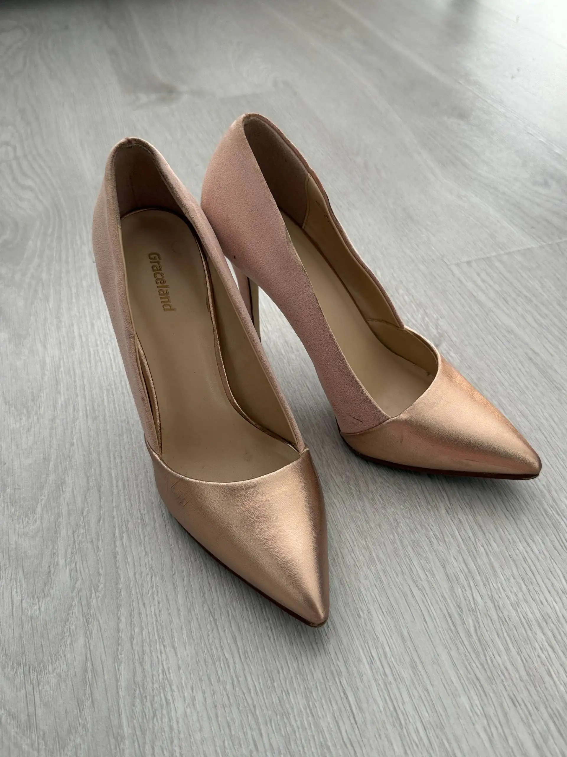 Отдам 36р - Барахолка в Люберцы