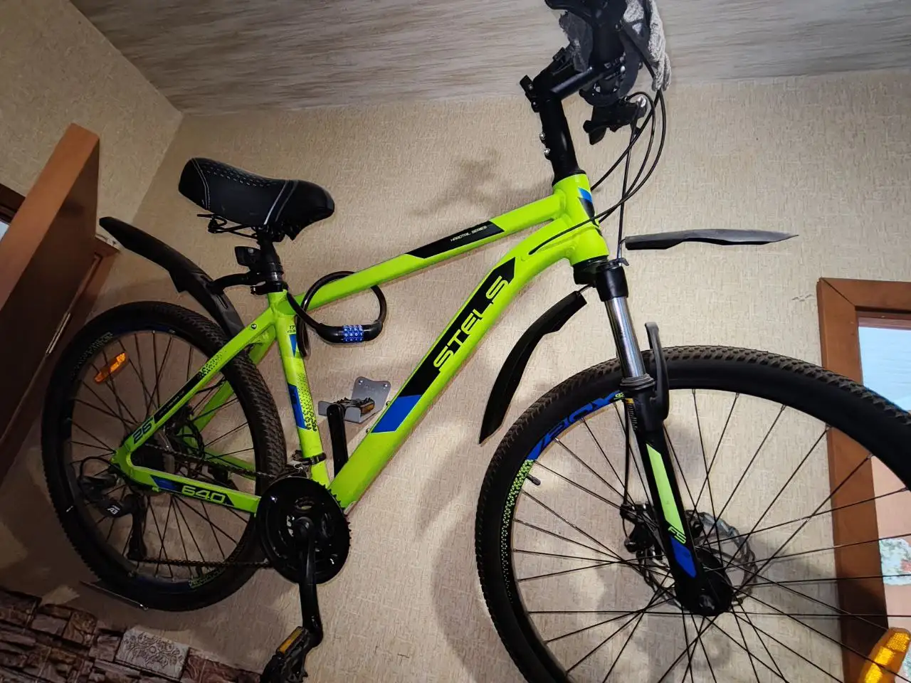 Продам велосипед с аксессуарами - Велосипеды (Барахолка) в Некрасовка