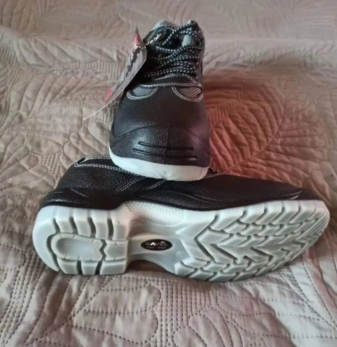 Рабочие ботинки новый 43 размер - Обувь (Одежда) в Люберцы